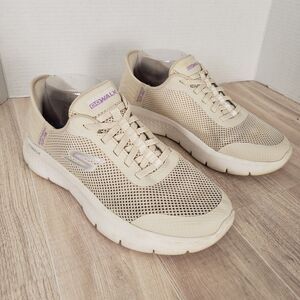 Skechers Skech-Lite Pro Women’s Size 9.5 – White, Lightweight, Cushioned Sneaker